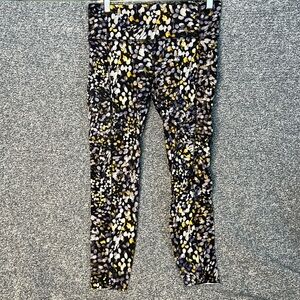 Lululemon Fast & Free 25”; gently used; size 10